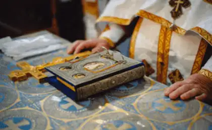 Extraordinary Legends Medals