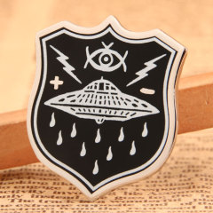 UFO Pin Design  