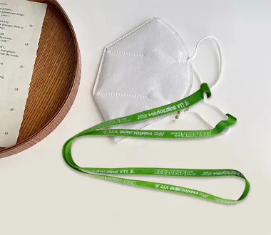 custom lanyards in bulk