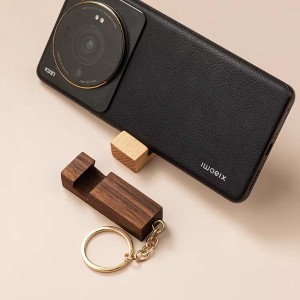 custom-phone-holder-wood-keychains