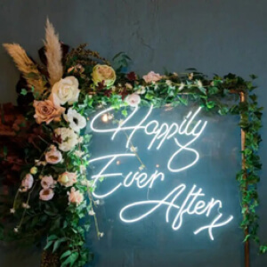 happy-wedding-neon-sign