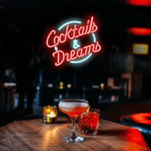 personalized-cocktail-dreams-neon-signs