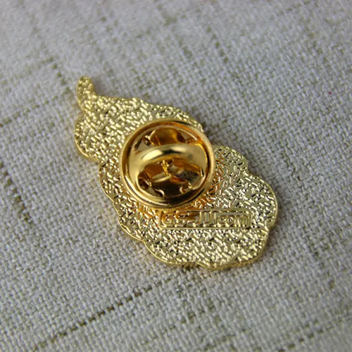 Lapel Pins for Auspicious Clouds