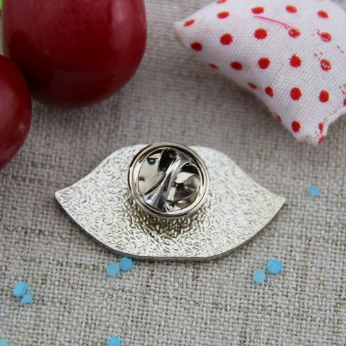 Lip Custom Lapel Pins