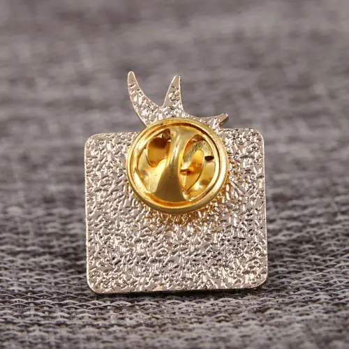 Gold Star Lapel Pins