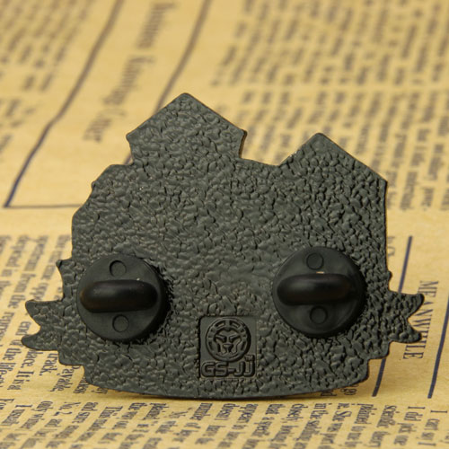  Villa Lapel Pins