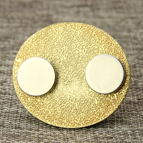 La Alumnae Lapel Pins