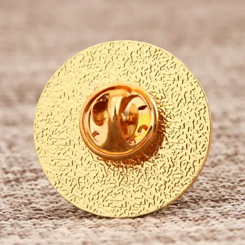 Circular shirt pins