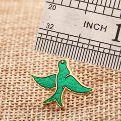 Bird shirt pins