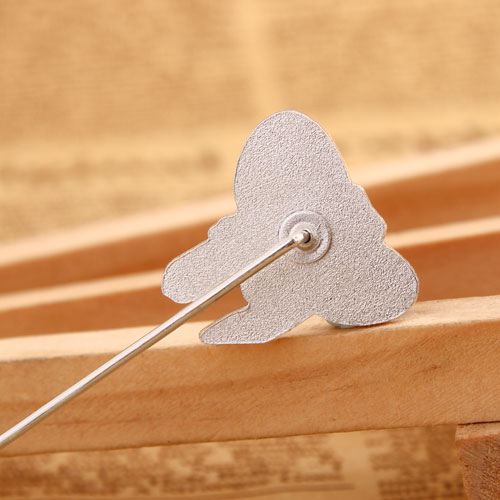 Brooches And Pins