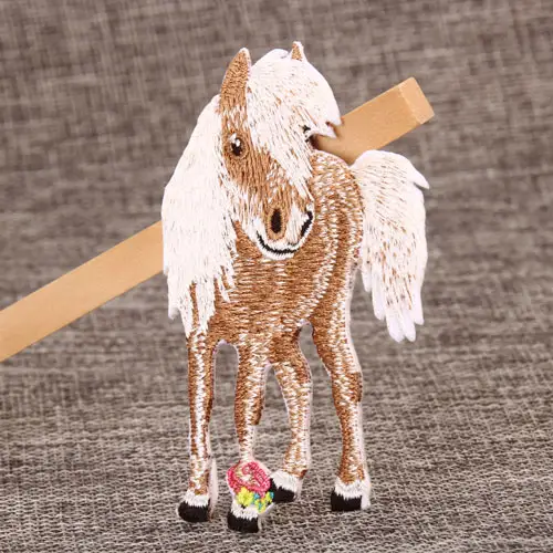 Pferde-Aufnäher mit individueller Stickerei