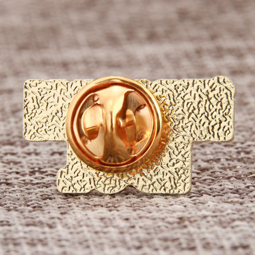 Italian idol lapel pins