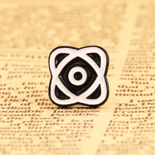 Collar custom enamel pins