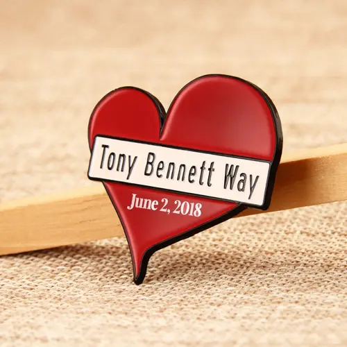 Rote Herz-Event-Custom-Pins