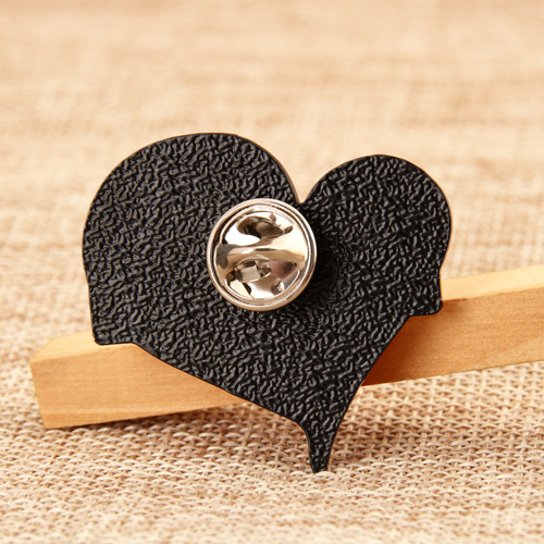 Rote Herz-Event-Custom-Pins