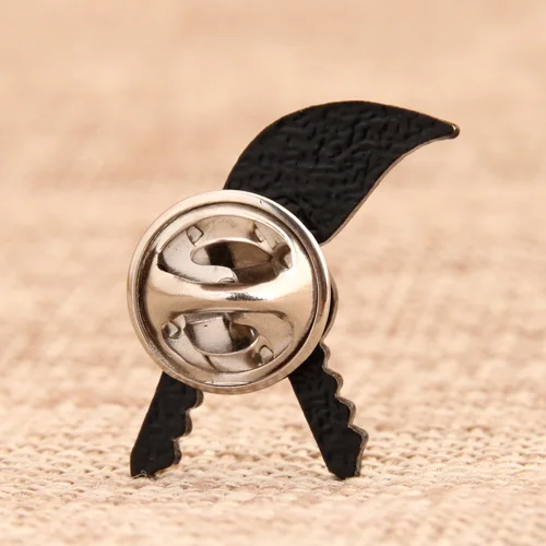 Leaf Key Chain Lapel Pins