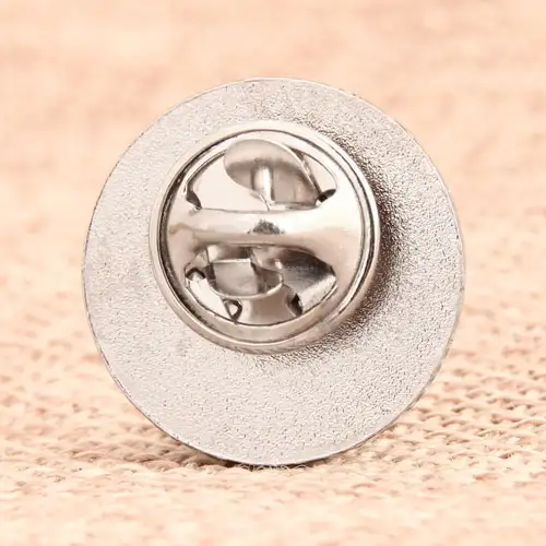 i|s Custom Enamel Pins 