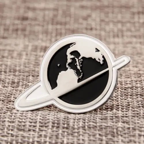 A globe Lapel Pins 