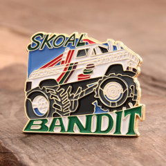Custom Skoal Bandit Lapel Pins